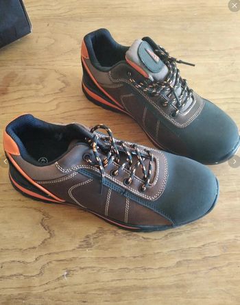 Chaussures de sécurité basse Hot Stuff t 43