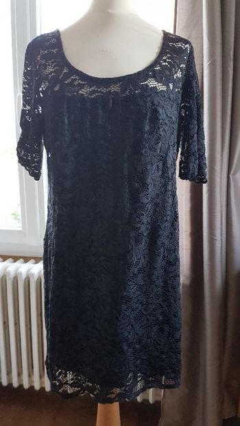 robe noir MC dentelle formul T40