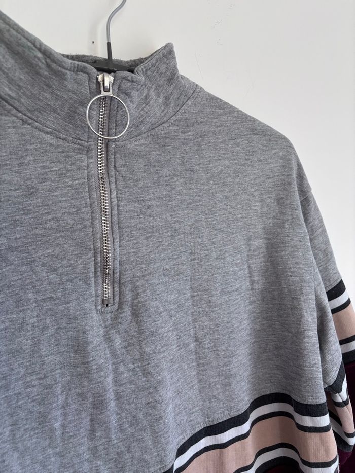 🩶 Pull / Sweat femme Jennyfer Taille M - photo numéro 2