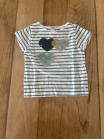 🤍💙 Tee-shirt blanc à rayures bleues – 24 mois – Okaïdi