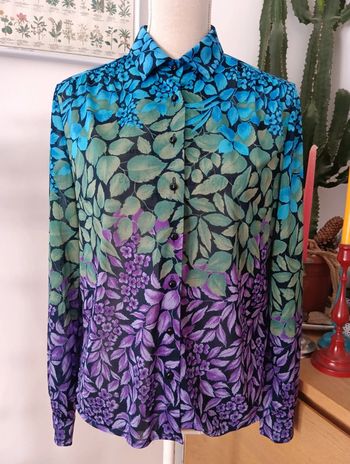 Chemise vintage multicolore 
Fluide voile