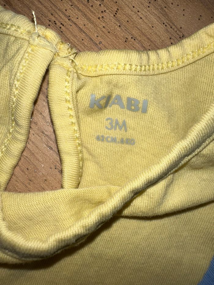 Lot de débardeur t shirt - photo numéro 2