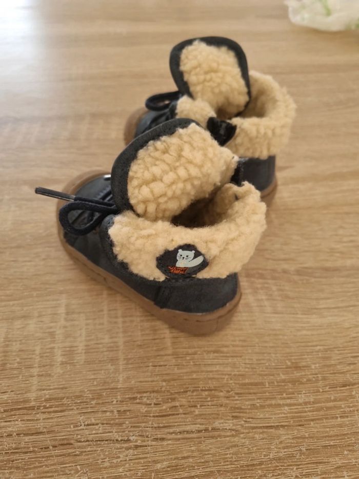 Chaussure bébé - photo numéro 3
