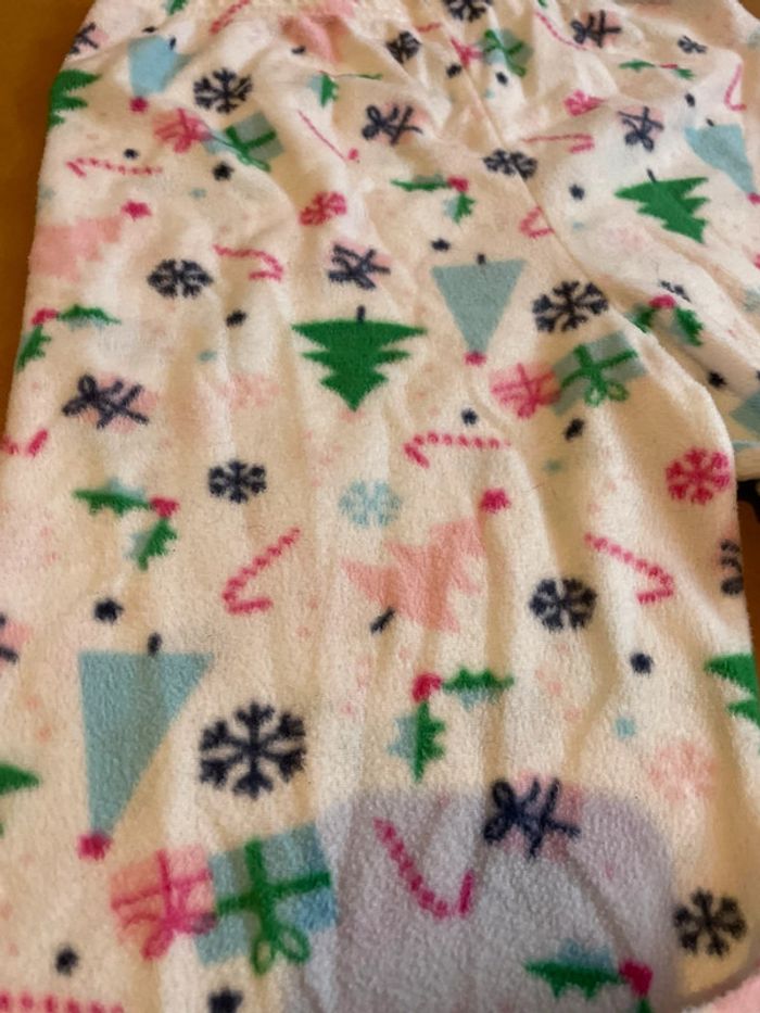 Pyjama fille 7/8 ans - photo numéro 7