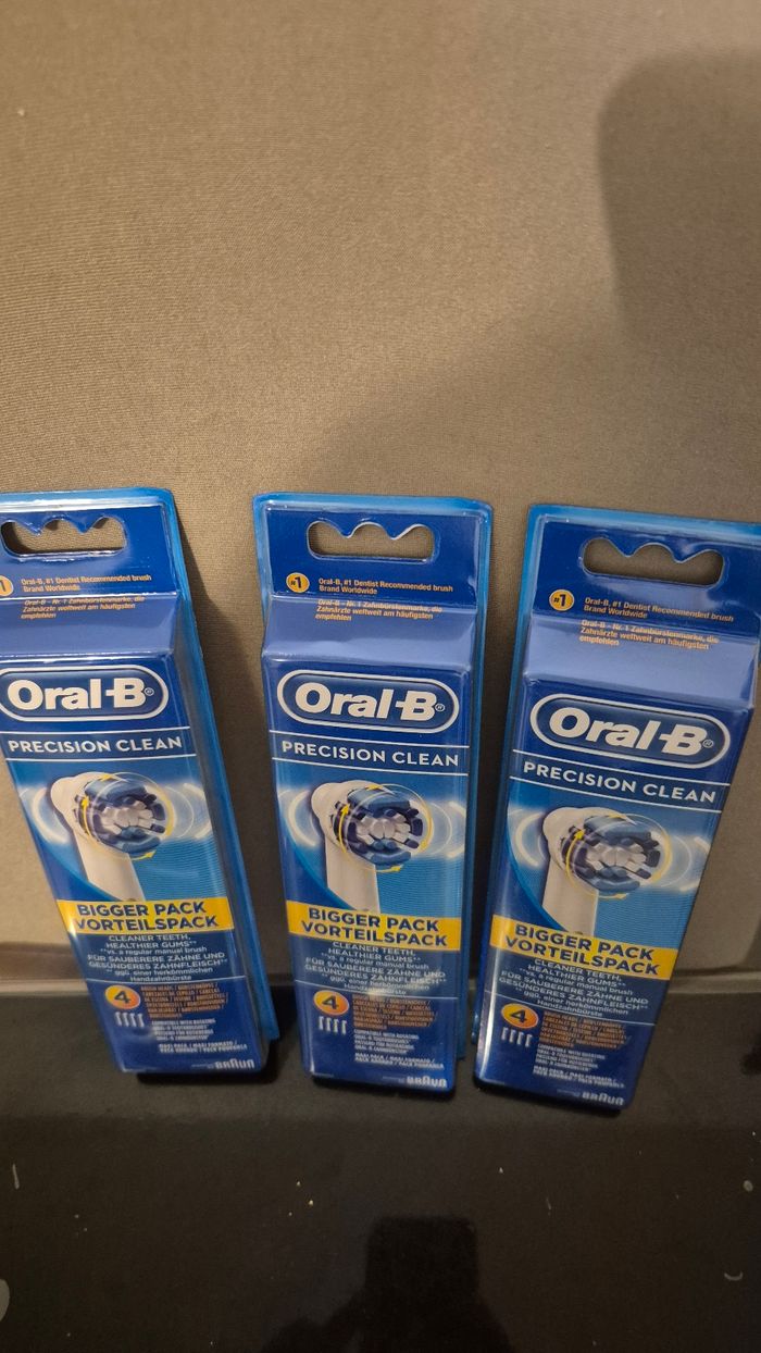 Oral b - photo numéro 3
