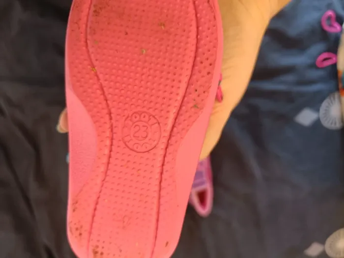 Chaussons filles taille 23 - photo numéro 3
