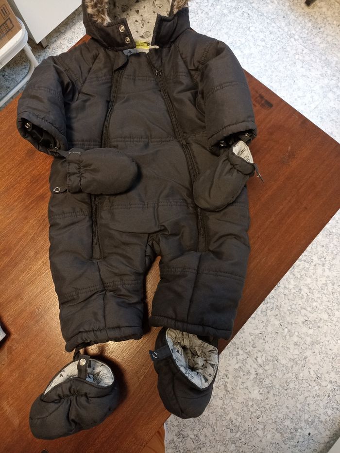 Combinaison 9 /12 mois. - photo numéro 2