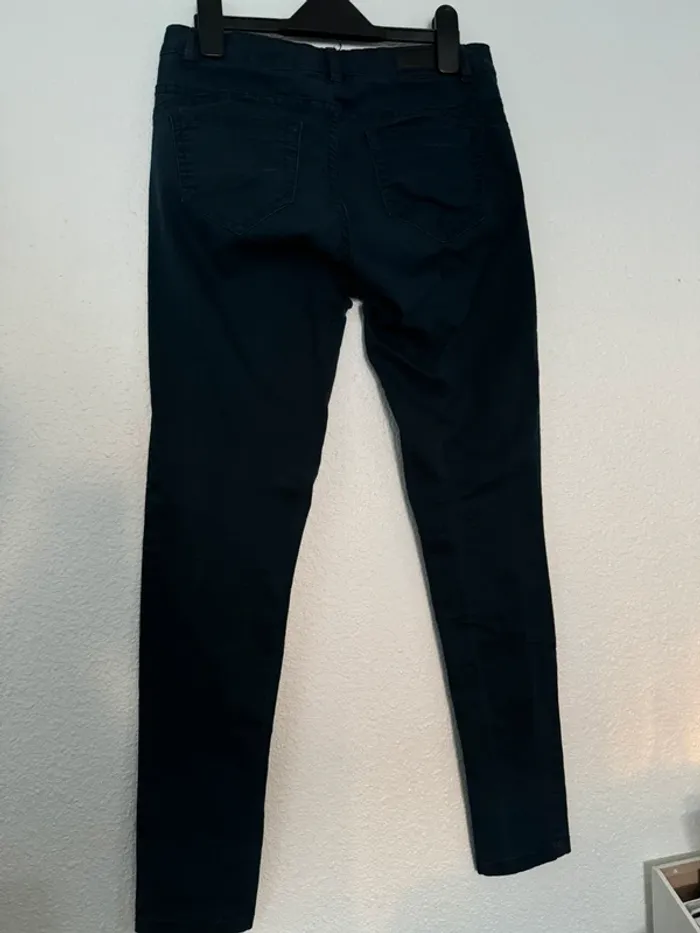 Pantalon bleu - photo numéro 2