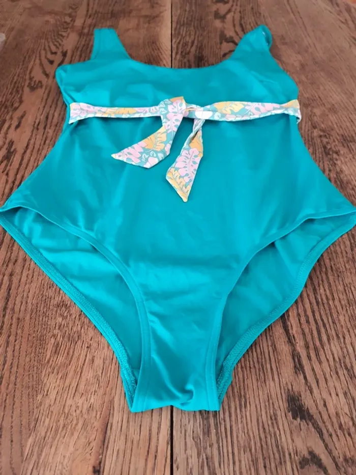 Jolie Maillot de bain Linvosges fr 44 - photo numéro 3