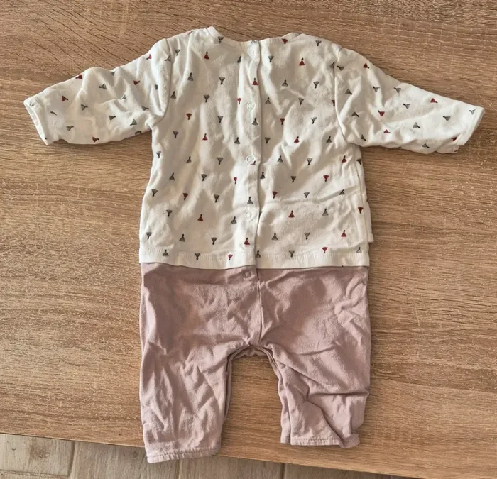 Pyjama - photo numéro 2