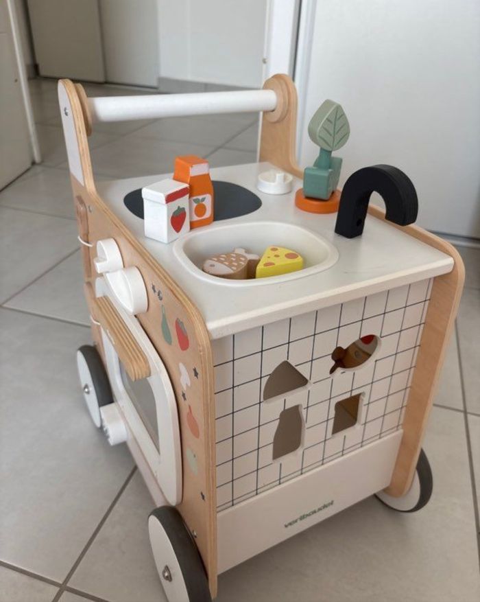 Chariot de marche cuisine - Verbaudet