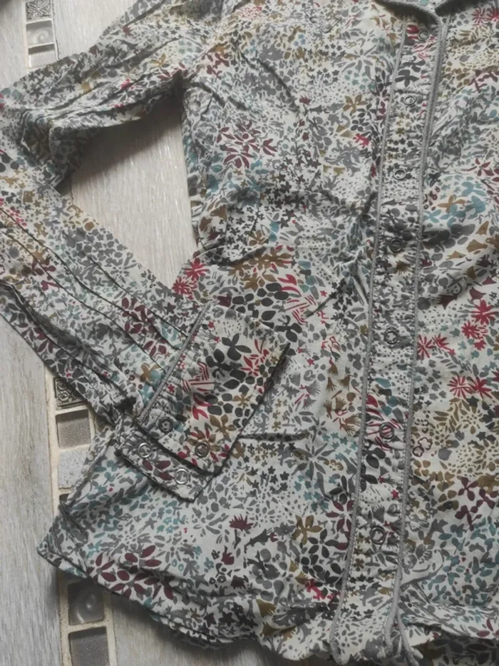 Chemise taille 34 - photo numéro 3