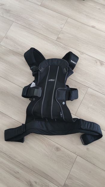 Porte bébé ergonomique BabyBjorn modèle we air en mesh respirant