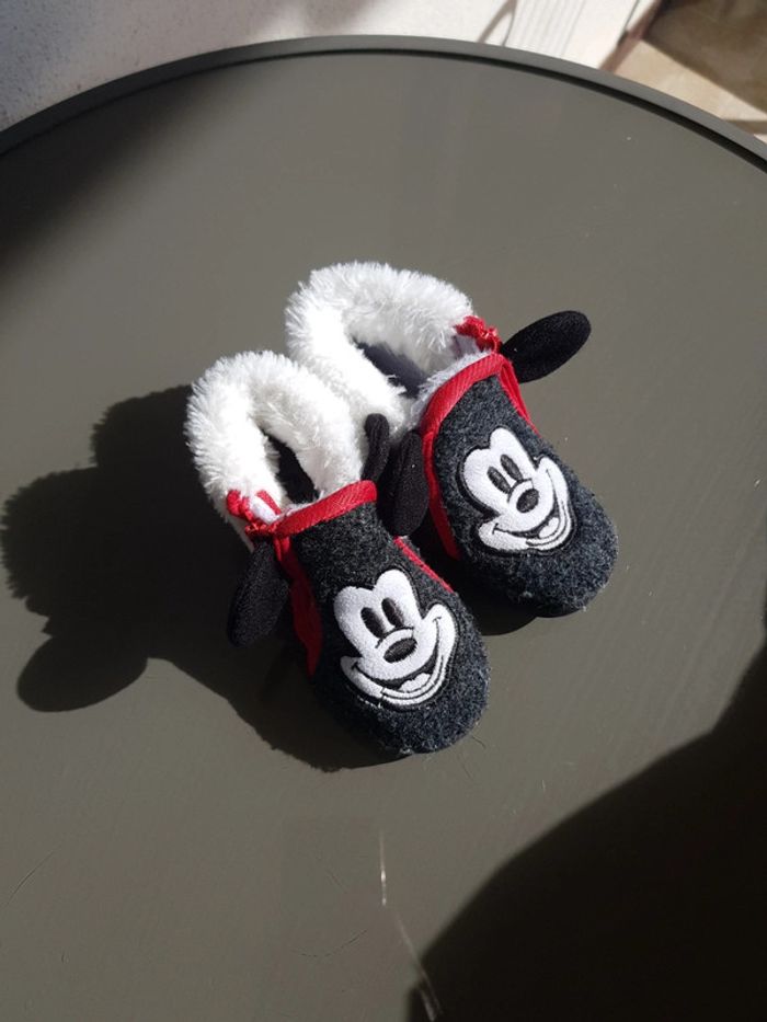 Paire de chaussons Mickey 21