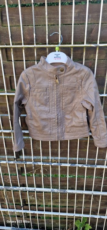 Veste en similicuir marque okaidi