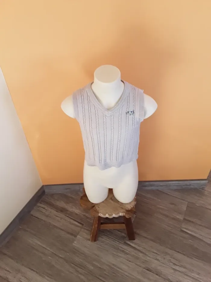 Pull sans manches 3 ans  (98 cm)