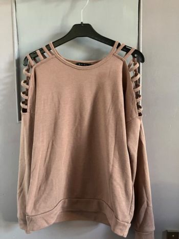 Pull manches découvertes