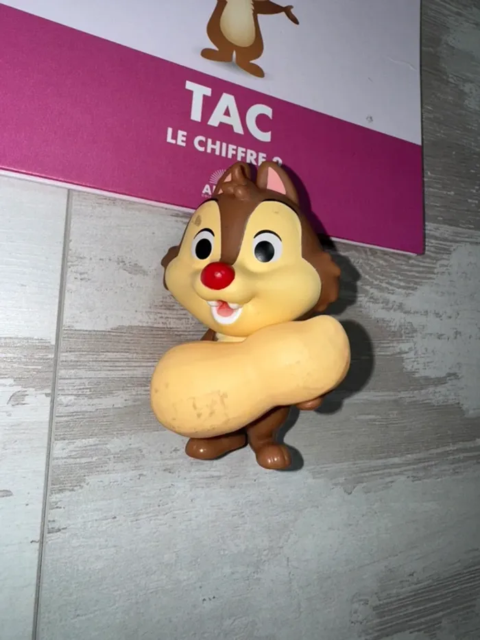 Figurine + livre mes premiers amis Disney Tac - photo numéro 3