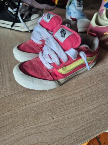 Basket vans