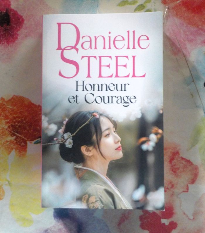 HONNEUR ET COURAGE de Danielle STEEL Ed. France Loisirs V2