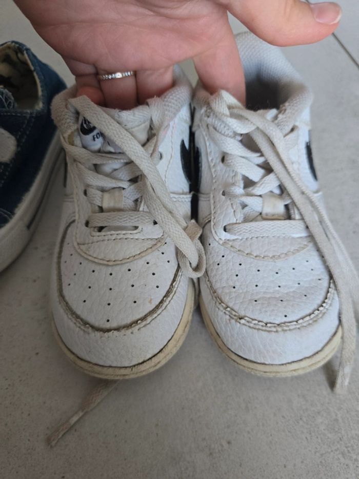 2 paires de baskets 25 - photo numéro 3