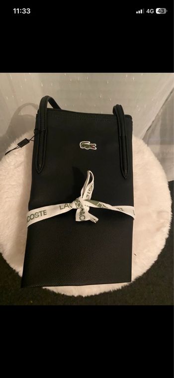 Sac a main lacoste neuf