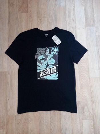 Tee-shirt neuf étiqueté