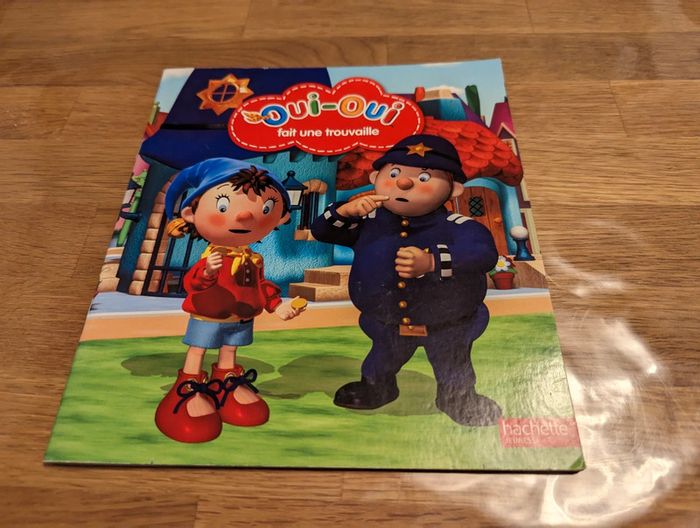 Livre Oui Oui fait une trouvaille - photo numéro 2