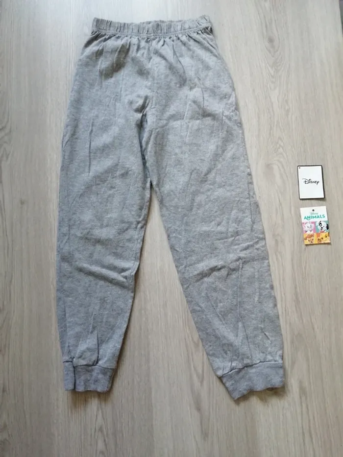 Bas de pyjama fin gris resserré aux chevilles / sans marque / (10ans)