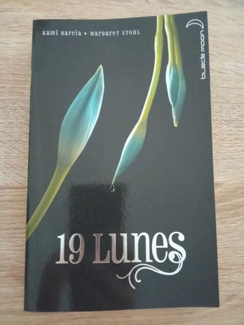 Kami Garcia / Margaret Stohl 🫧 19 lunes