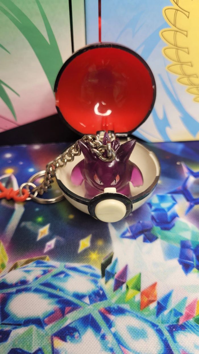 Figurine Pokémon Ectoplasma Transparent avec Pokéball et porte-clés - photo numéro 4