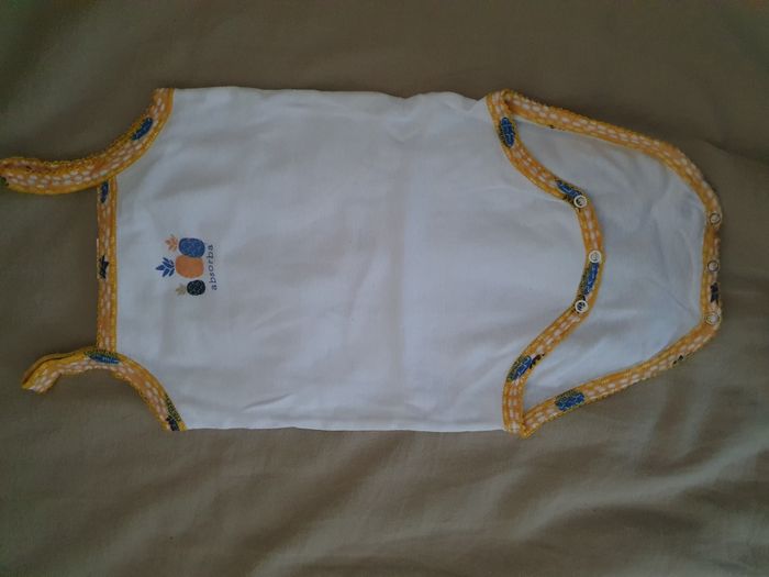 Lot de bodies 12 mois - photo numéro 8