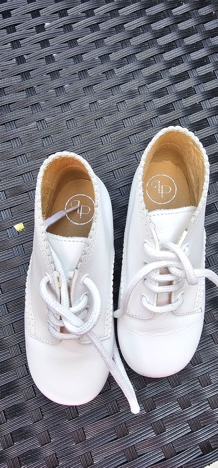 Chaussures Blanches 25