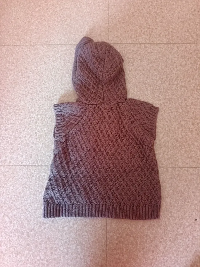 Gilet 6 mois sans manche - photo numéro 2