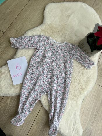 Jolie pyjama ~ 6 mois