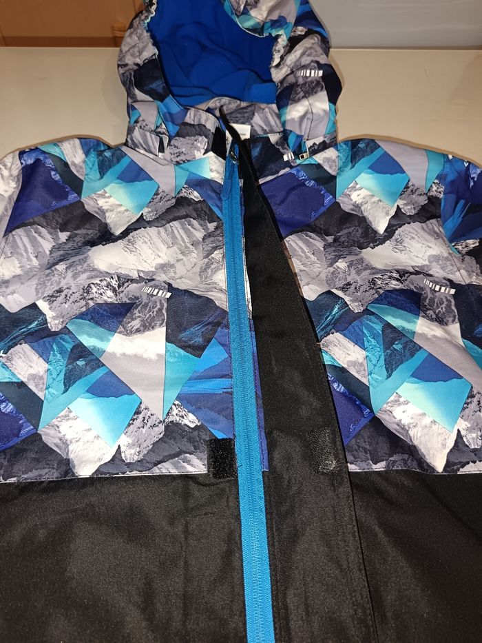 Coupe vent garçon avec capuche - photo numéro 3