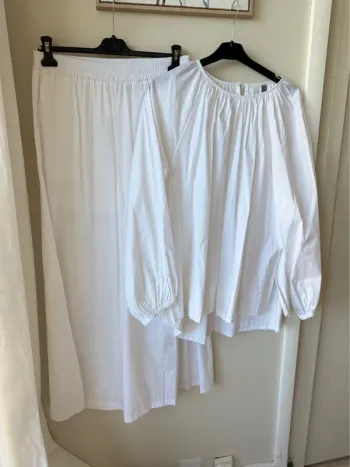 Ensemble blanc