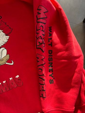 Pull de Noël Disney