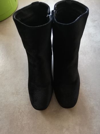 Bottines  noires  taille 40