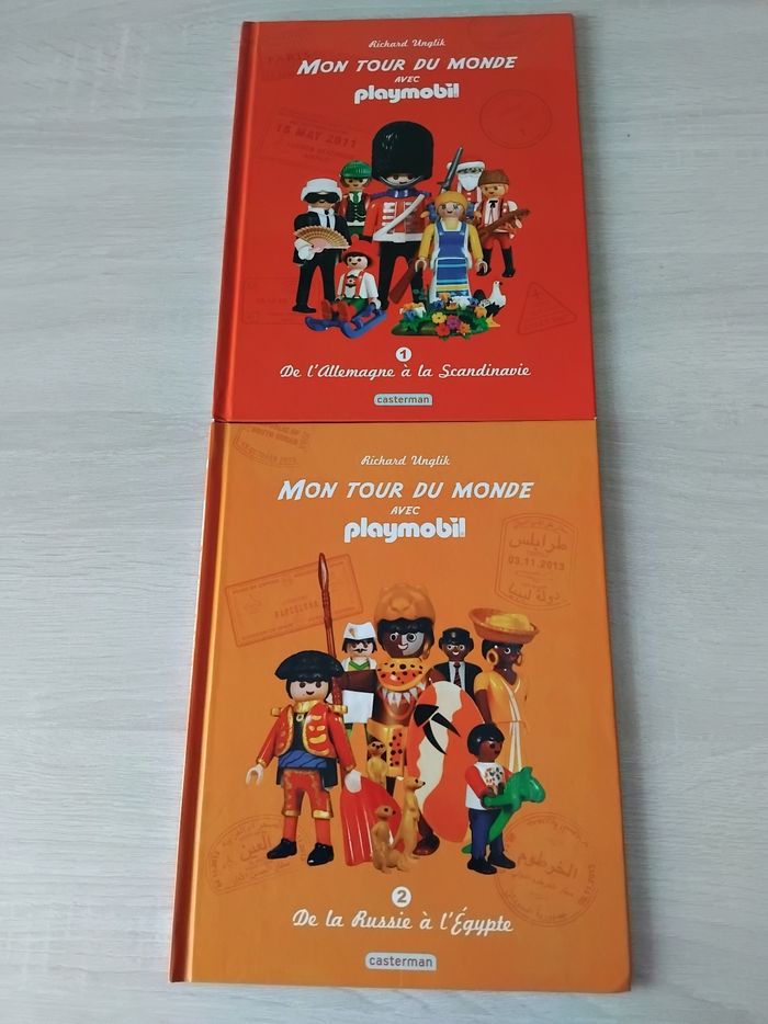 2  petits livres Playmobil