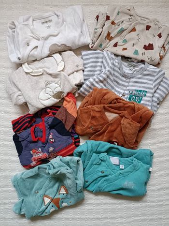 Lot pyjamas 0-1 mois