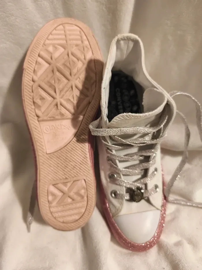 Converse 37 - photo numéro 2