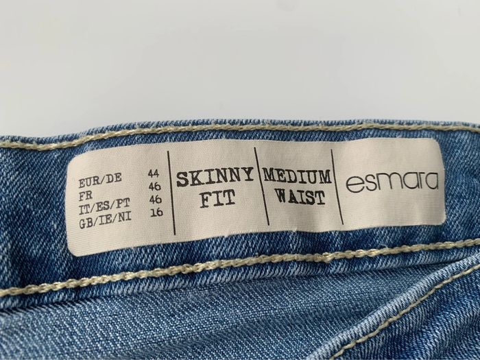 Jean neuf - photo numéro 3