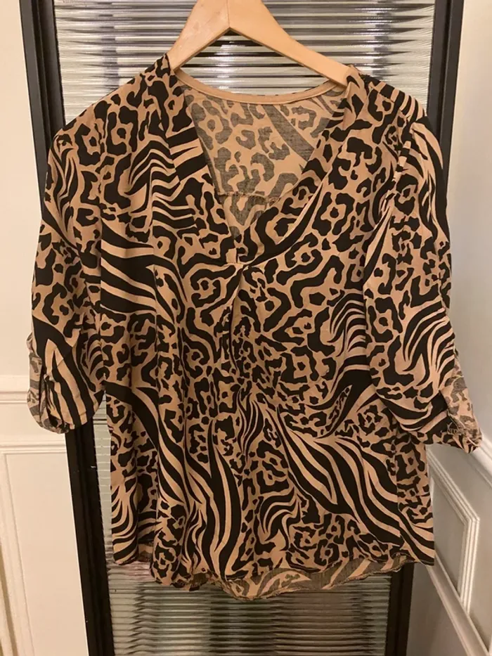 Chemisier neuf  viscose camel et noir taille unique