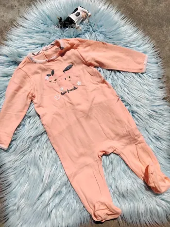 🎵 pyjama une pièce abricot ou grenouillère fille 12 mois