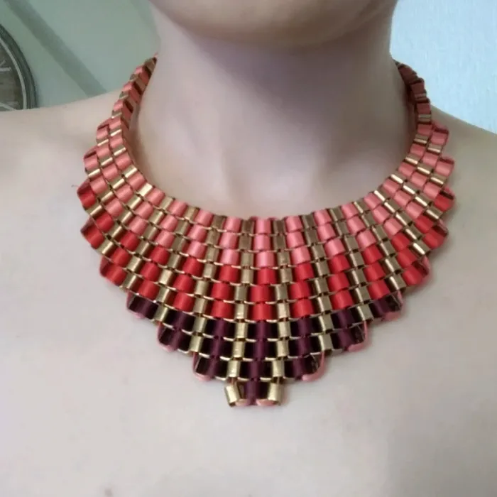 Collier tons rose - photo numéro 3
