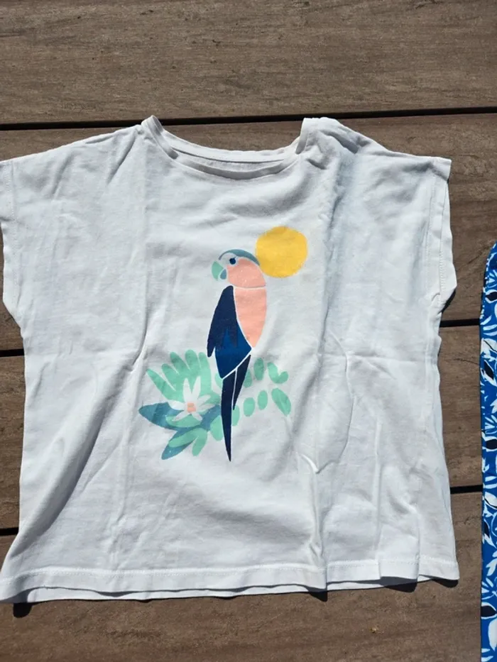 Lot pantalon été + 2 t-shirts Gemo 8 ans - photo numéro 3