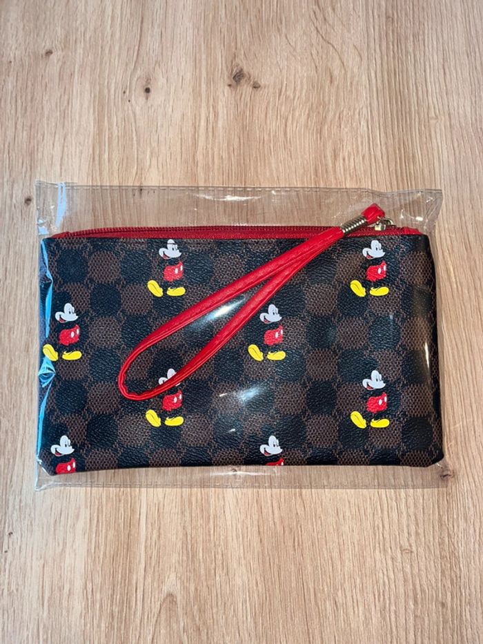 Pochette Disney Mickey en simili cuir neuve - photo numéro 4