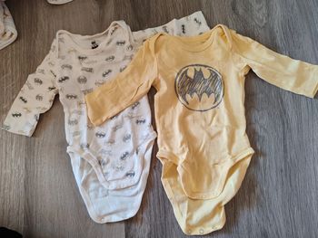 Lot de 2 bodies batman