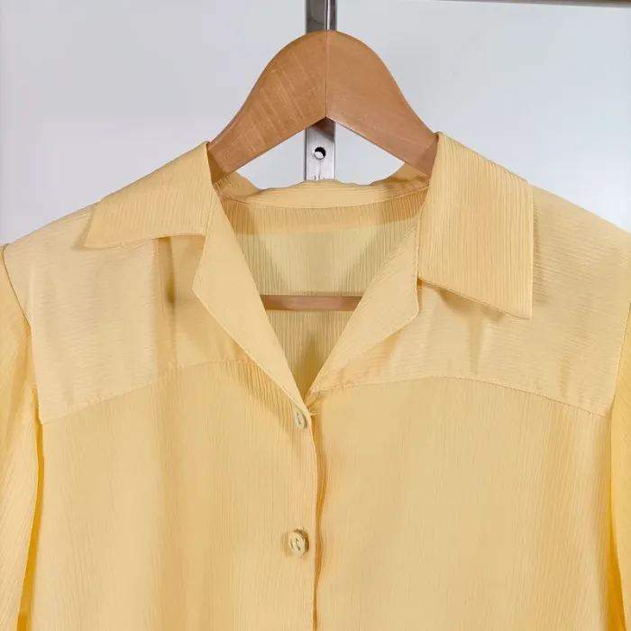 Chemise fluide jaune pâle manches courtes col tailleur taille M A1448 - photo numéro 2